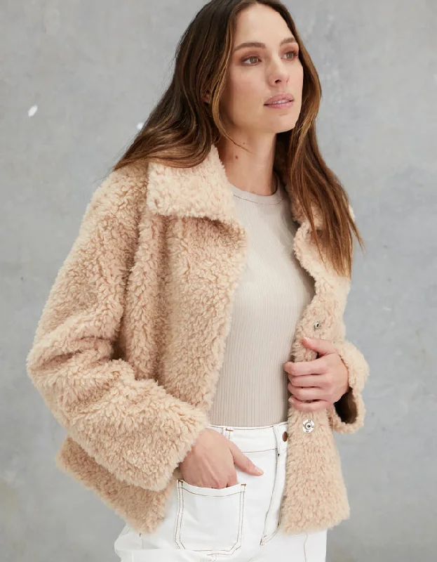 Kira Wool Teddy Jacket Sand